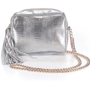 Victoria Secret Women’s Bags 
Sliver Metallic Snake Print Gold
Chain Crossbody
